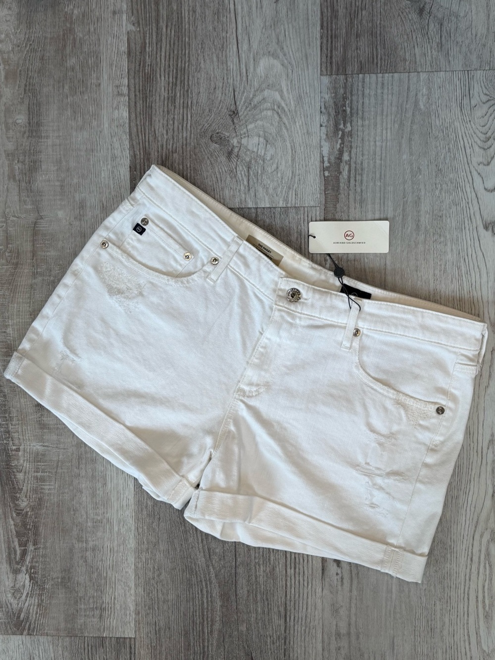 AG Adriano Goldschmied The Hailey Ex-Boyfriend Rolled-up Denim Shorts White 32